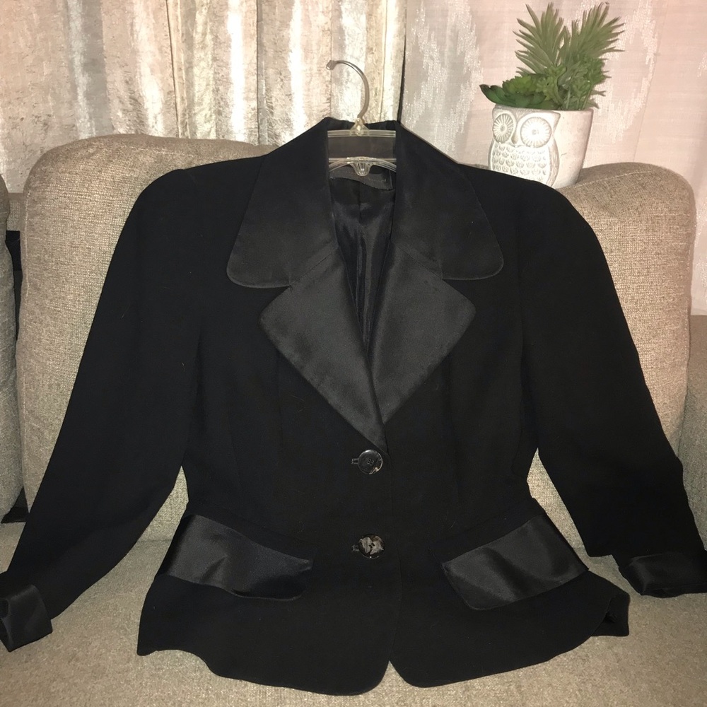 🍉🍉Donna Karan Black Jacket